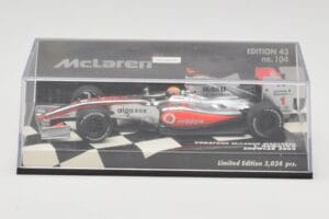 McLaren Mercedes MP4-24 #1 L. Hamilton Showcar 2009 Minichamps 1:43 530094371 Diecast - image 5 of 5