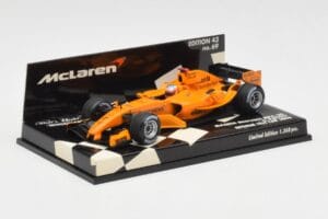 McLaren Mercedes MP4-20 G. Paffett Test Car 2006 Minichamps 1:43 530064395 Diecast - image 2 of 5