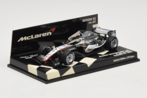 McLaren MP4-20 Mercedes P. de la Rosa F1 2005 Minichamps 1:43 530054315 Diecast - image 2 of 5