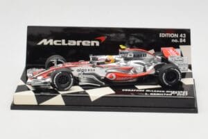 McLaren Mercedes MP4-22 #2 L. Hamilton Race Car 2007 Minichamps 1:43 530074302 Diecast