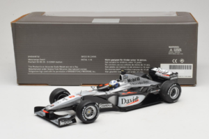 McLaren MP4-15 #2 D. Coulthard F1 2000 Minichamps 1:18 B66962118 Diecast - image 6 of 6