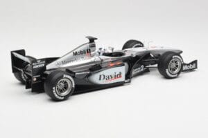 McLaren MP4-15 #2 D. Coulthard F1 2000 Hot Wheels 1:18 26740 Diecast - image 2 of 6