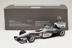 McLaren MP4-15 #1 M. Hakkinen F1 2000 Minichamps 1:18 B66962117 Diecast - image 6 of 6