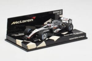 McLaren MP4-19B #6 K. Raikkonen F1 2004 Minichamps 1:43 530044316 Diecast - image 3 of 5