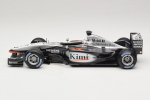 McLaren MP4-20 #9 K. Raikkonen F1 2005 Hot Wheels 1:18 H2286 Diecast - image 3 of 6
