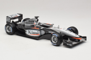 McLaren MP4-20 #9 K. Raikkonen F1 2005 Hot Wheels 1:18 H2286 Diecast - image 4 of 6