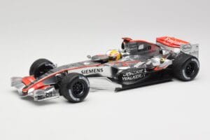 McLaren MP4-21 L. Hamilton Silverstone Test 2006 Minichamps 1:18 530061884 Diecast