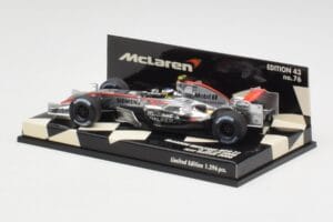 McLaren MP4-21 P. de la Rosa Test 2006 Minichamps 1:43 530064343 Diecast - image 2 of 5
