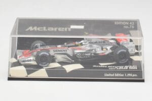 McLaren MP4-21 P. de la Rosa Test 2006 Minichamps 1:43 530064343 Diecast - image 4 of 5