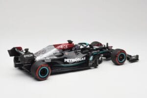 Mercedes AMG W12 Petronas #44 L. Hamilton Spanish GP 100th Pole 2021 Minichamps 1:18 110210444 Resin - image 2 of 7