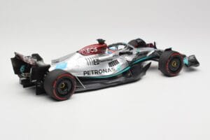 Mercedes AMG W13 E Performance Petronas #63 G. Russell Brazilian GP 1st Win 2022 Minichamps 1:18 110222163 Resin - image 2 of 7