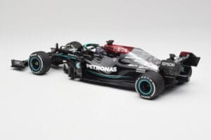 Mercedes AMG W12 #44 L. Hamilton Bahrain GP 2021 Minichamps 1:18 110210144 Diecast - image 5 of 7