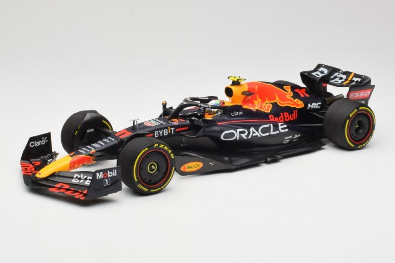 Oracle Red Bull Racing RB18 #11 S. Perez Saudi Arabian GP 2022 Minichamps 1:18 110220011 Diecast
