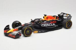 Oracle Red Bull Racing RB19 #1 M. Verstappen Winner Abu Dhabi GP 2023 Minichamps 1:18 110232301 Diecast