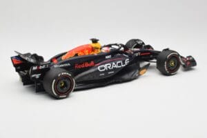 Oracle Red Bull Racing RB20 #1 M. Verstappen Winner Bahrain GP 2024 Minichamps 1:18 110240101 Diecast - image 2 of 7