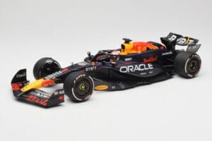 Oracle Red Bull Racing RB20 #1 M. Verstappen Winner Bahrain GP 2024 Minichamps 1:18 110240101 Diecast
