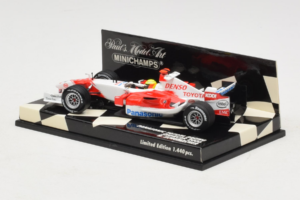 Toyota TF106 Panasonic #11 R. Schumacher Panasonic Toyota Racing Showcar 2006 Minichamps 1:43 400060077 Diecast - image 3 of 5