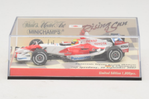 Panasonic Toyota Racing TF107 R. Schumacher F1 Showcar 2007 Minichamps 1:43 403070081 Diecast - image 5 of 5
