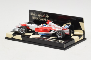 Toyota TF106 Panasonic #11 R. Schumacher Panasonic Toyota Racing 2006 Minichamps 1:43 400060007 Diecast - image 3 of 5