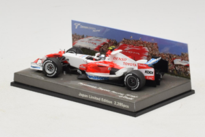 Toyota TF107 #12 J. Trulli Panasonic Toyota Racing Showcar F1 2007 Minichamps 1:43 AM60129 Diecast - image 3 of 6