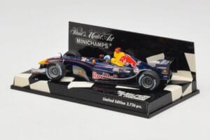Red Bull Racing D. Coulthard Showcar 2005 Minichamps 1:43 400050084 Diecast - image 3 of 5