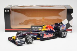 Red Bull RB6 #7 M. Webber Red Bull Racing Showcar 2010 Minichamps 1:18 150100076-R1 Diecast - image 6 of 6