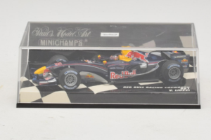 Red Bull Racing RB1 V. Liuzzi Test Driver F1 2005 Minichamps 1:43 400050115 Diecast - image 5 of 5