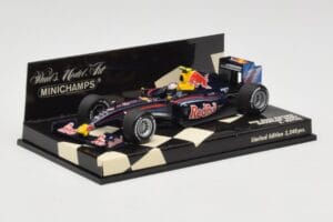 Red Bull Racing Renault RB5 #15 S. Vettel Showcar 2009 Minichamps 1:43 400090085 Diecast - image 2 of 5