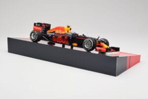 Red Bull RB12 #33 M. Verstappen Spain GP Winner 2016 Minichamps 1:18 147160533 Diecast - image 4 of 6