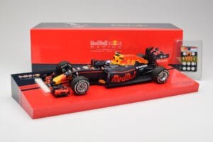 Red Bull RB12 #33 M. Verstappen Spain GP Winner 2016 Minichamps 1:18 147160533 Diecast - image 6 of 6