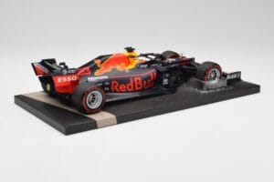 Red Bull RB15 #33 M. Verstappen Brazil GP Winner 2019 Minichamps 1:18 113191933 Diecast - image 3 of 7