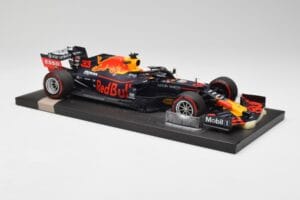 Red Bull RB15 #33 M. Verstappen Brazil GP Winner 2019 Minichamps 1:18 113191933 Diecast - image 4 of 7