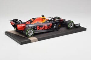 Red Bull RB15 #33 M. Verstappen German GP Winner Wet 2019 Minichamps 1:18 113191133 Diecast - image 3 of 7