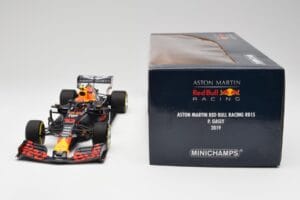 Red Bull RB15 #10 P. Gasly F1 2019 Minichamps 1:18 110190010 Diecast - image 7 of 7