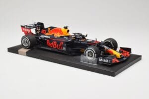 Red Bull RB16 #33 M. Verstappen Red Bull Racing 70th Anniversary GP Winner 2020 Minichamps 1:18 113200533-M1 Resin - image 4 of 7