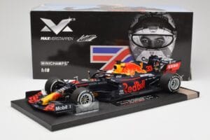 Red Bull RB16 #33 M. Verstappen Red Bull Racing 70th Anniversary GP Winner 2020 Minichamps 1:18 113200533-M1 Resin - image 7 of 7