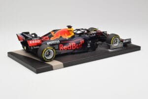 Red Bull RB16B #33 M. Verstappen France GP Winner 2021 Minichamps 1:18 113210833 Diecast - image 3 of 7