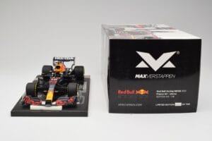 Red Bull RB16B #33 M. Verstappen France GP Winner 2021 Minichamps 1:18 113210833 Diecast - image 7 of 7
