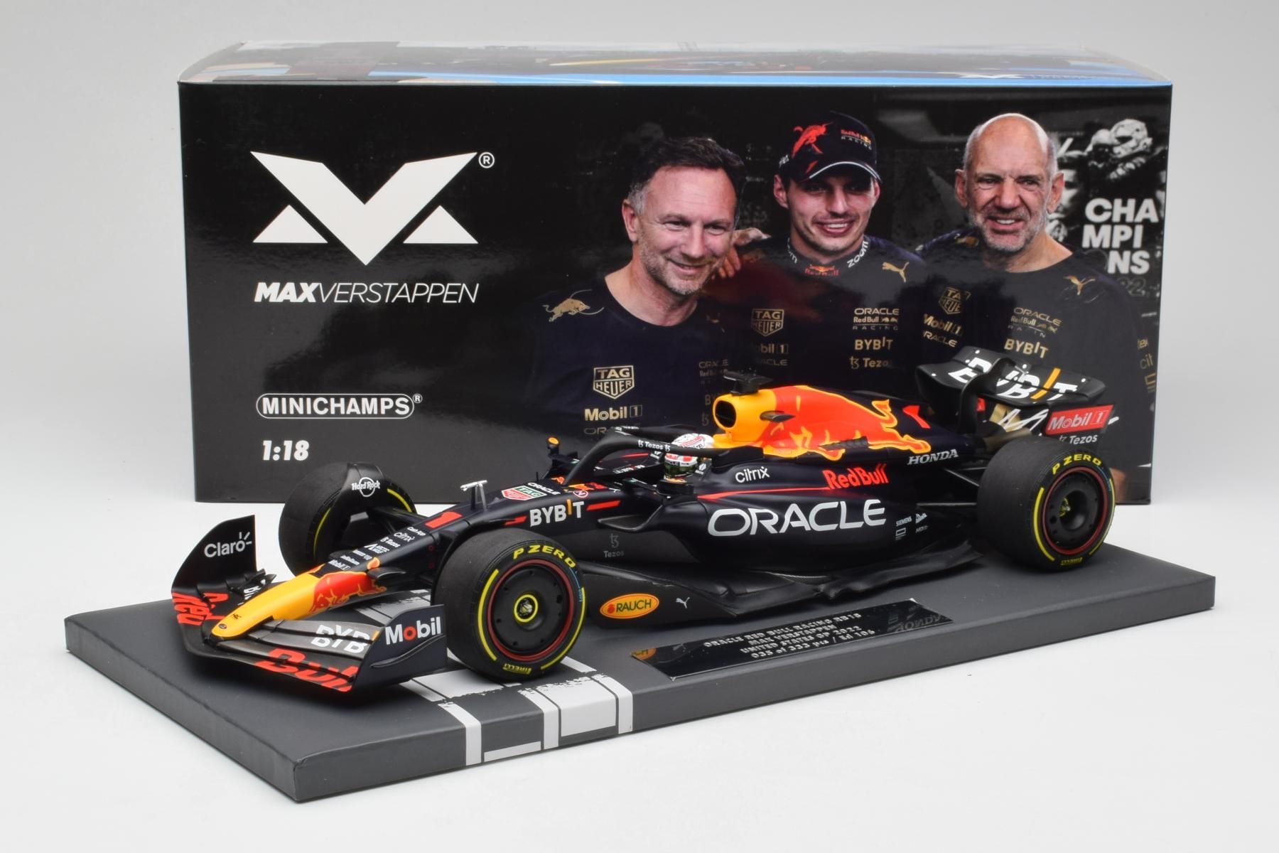 Minichamps Red Bull RB18 Verstappen US GP 2022 1:18