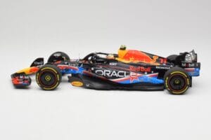 Red Bull RB19 #1 M. Verstappen Austin GP Winner 2023 Minichamps 1:18 110231901 Diecast - image 3 of 6