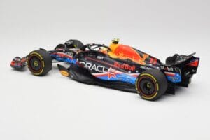 Red Bull RB19 #1 M. Verstappen Austin GP Winner 2023 Minichamps 1:18 110231901 Diecast - image 5 of 6
