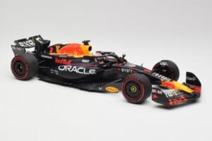 Red Bull RB19 #1 M. Verstappen Qatar Sprint Race 2nd WC 2023 Minichamps 1:18 110231801 Diecast - image 4 of 6