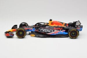 Red Bull RB19 #11 S. Perez Austin GP 2023 Minichamps 1:18 110231911 Diecast - image 3 of 6