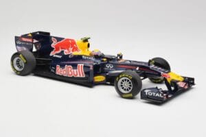 Red Bull RB5 #14 M. Webber Chinese GP 2nd 2009 Minichamps 1:18 150090114 Diecast - image 4 of 6
