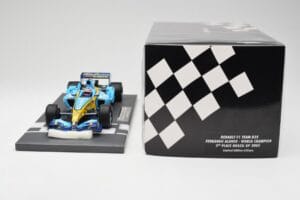 Renault F1 Team R25 #5 F. Alonso 3rd Place Brazil GP 2005 World Champion Minichamps 1:18 117051705 Diecast - image 6 of 7