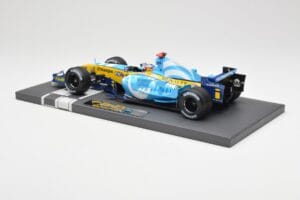 Renault F1 Team R25 #5 F. Alonso Winner French GP 2005 Minichamps 1:18 117051005 Diecast - image 5 of 7