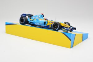 Renault R25 #5 F. Alonso Brazil GP F1 World Champion 2005 Minichamps 1:18 147051705 Diecast - image 4 of 6