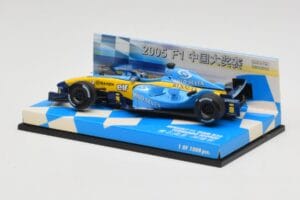 Renault R25 #5 F. Alonso Race Car 2005 Minichamps 1:43 403050025 Diecast - image 3 of 5