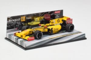 Renault R30 #10 R. Kubica F1 Showcar 2010 Minichamps 1:43 7711426978 Diecast - image 3 of 5