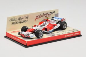 Toyota TF107 #12 J. Trulli Showcar 2007 Minichamps 1:43 403070082 Diecast - image 2 of 5